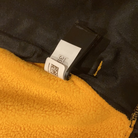 NWT The North Face Retro 95 Denali Summit Gold - Picture 6 of 9